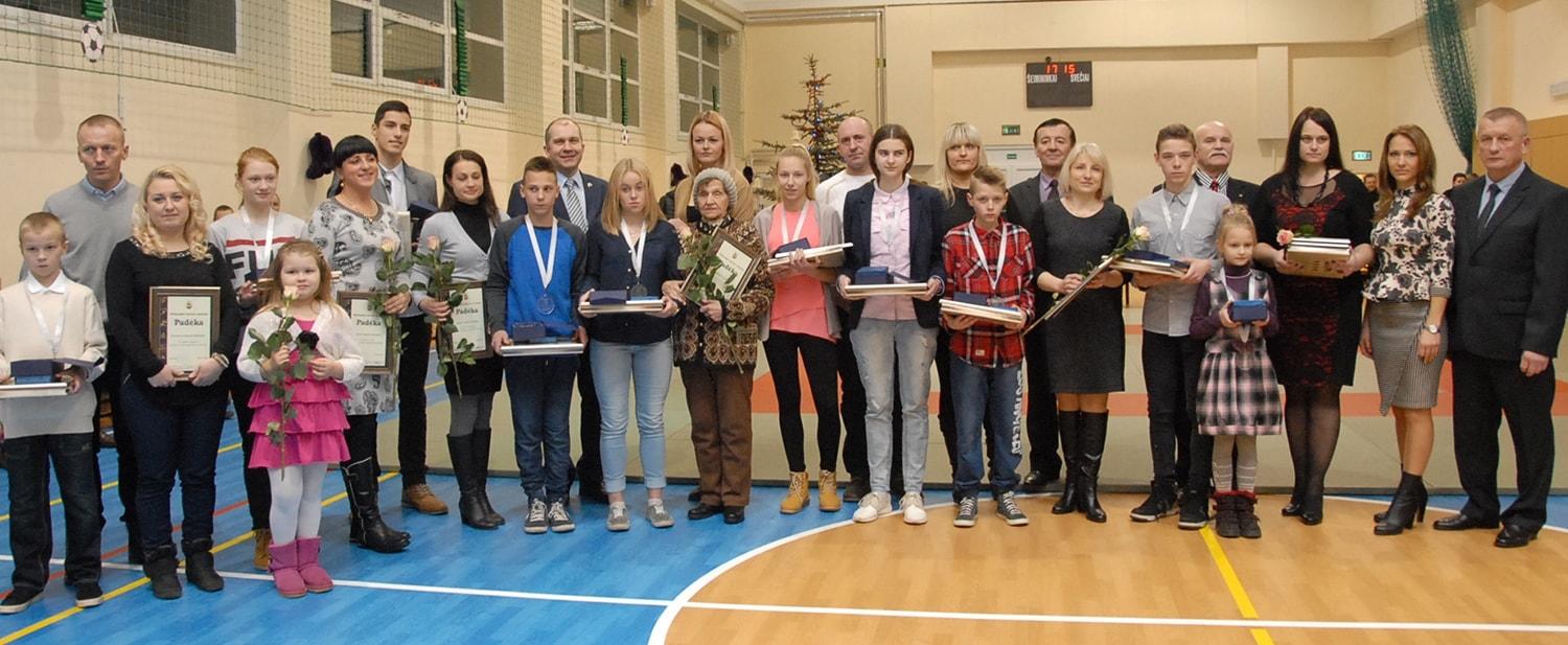 Apdovanoti geriausi Ukmergės rajono sportininkai / Gedimino Nemunaičio nuotr. Geriausi Ukmergės rajono jaunieji sportinikai