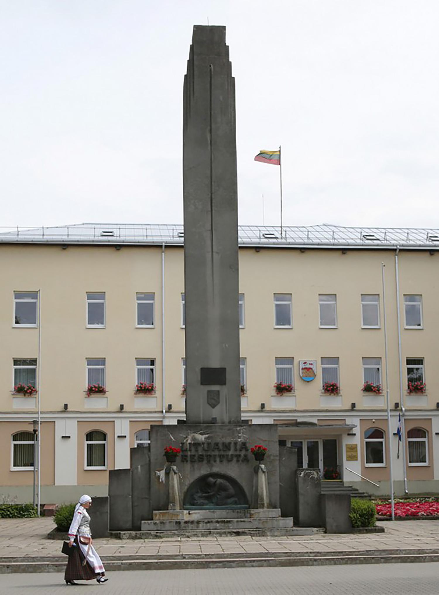Atnaujins paminklą „Lituania Restituta“ / Paminklas „Lituania Restituta“ iki šiol nebuvo remontuotas.  Dainiaus Vyto nuotr.