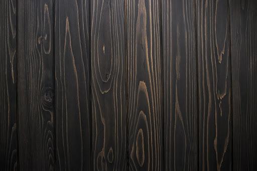 Deginta mediena - vertinantiems kokybę ir estetiką /