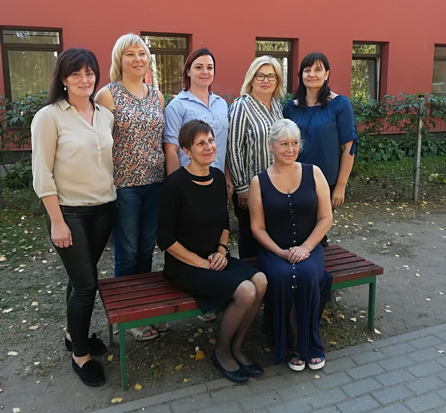 Gėrį sėjantys angelai / Projekte „Integrali pagalba Ukmergės rajone“ dirbančios slaugos specialistės.