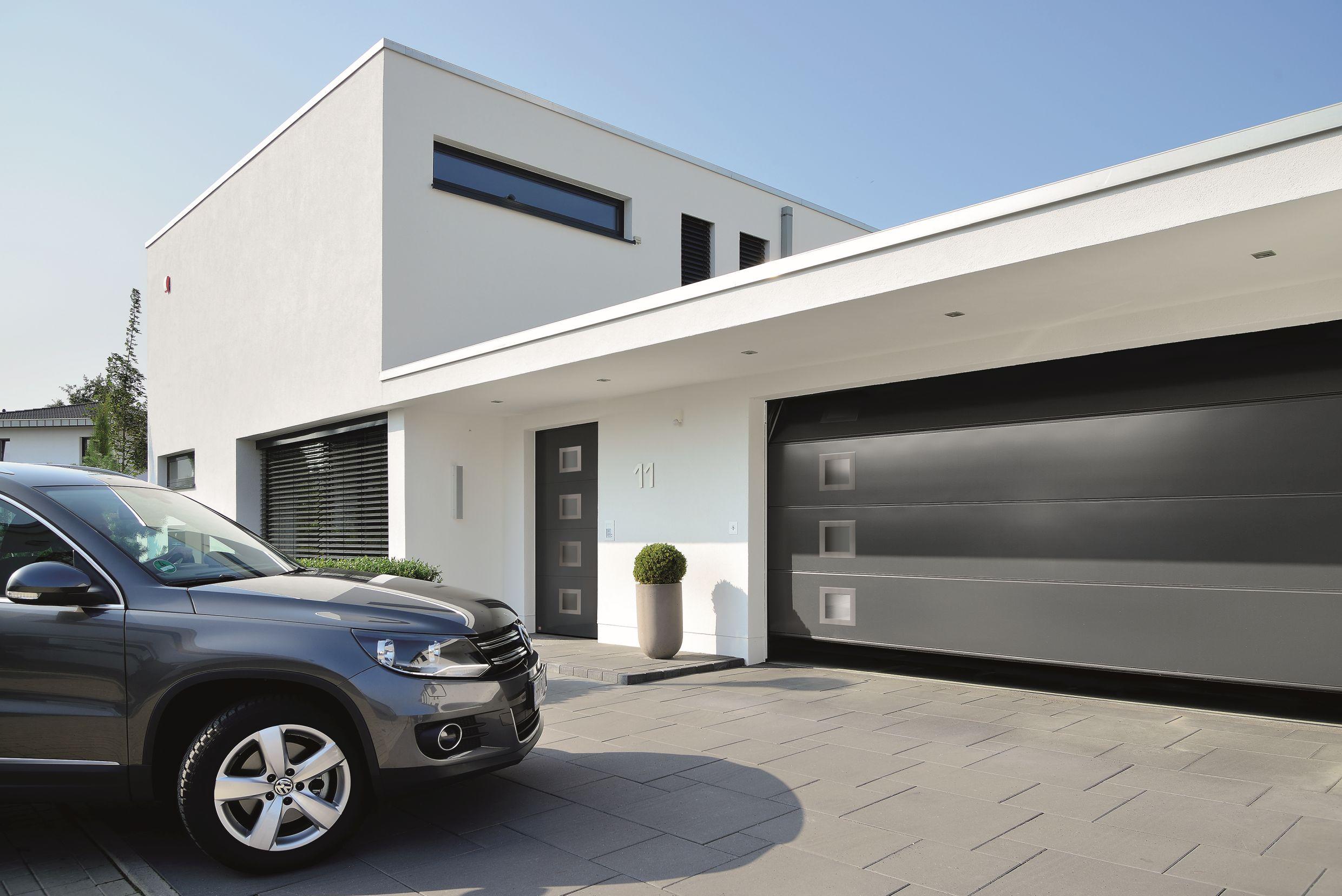 „Hormann“ segmentiniai garažo vartai – optimalus kokybės ir puikios estetikos derinys / „ Hormann“ segmentiniai garažo vartai – optimalus kokybės ir puikios estetikos derinys