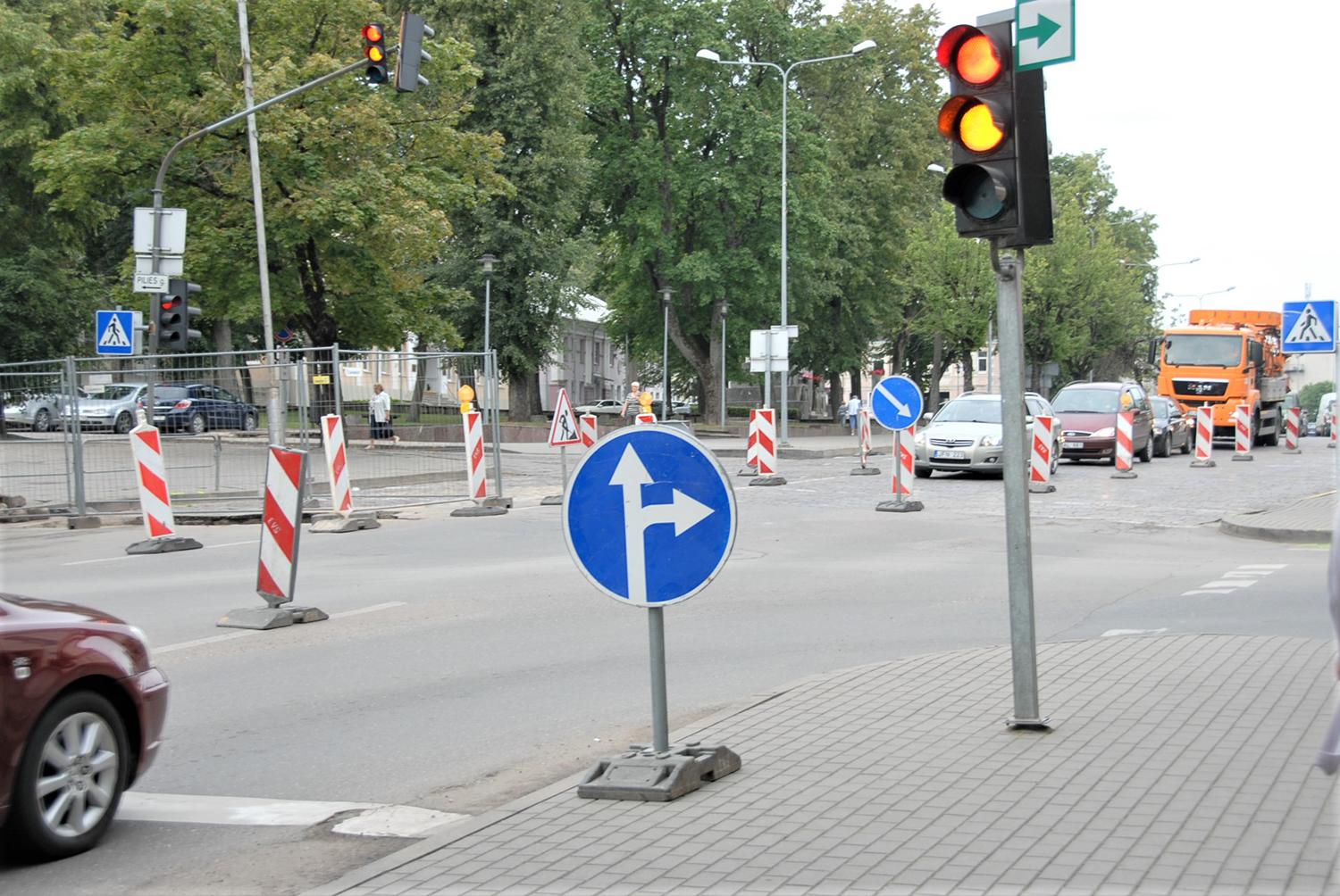Miesto centre apribotas eismas / Miesto centre – laikini eismo nepatogumai. Gedimino Nemunaičio nuotr.
