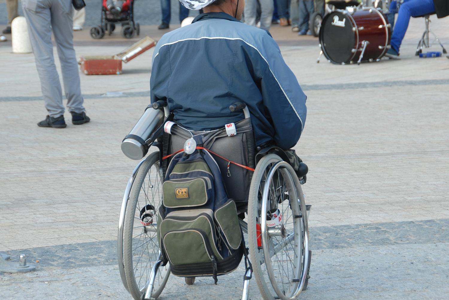 Neįgaliesiems padės asmeninis asistentas / Gedimino Nemunaičio nuotr. Neįgalieji turės galimybę pasinaudoti asmeninio asistento pagalba.