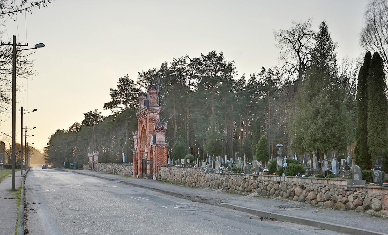 Pašilės kapinėse atsiras kolumbariumas / Pašilės kapinėse numatyta vieta kolumbariumui.  Dainiaus Vyto nuotr.