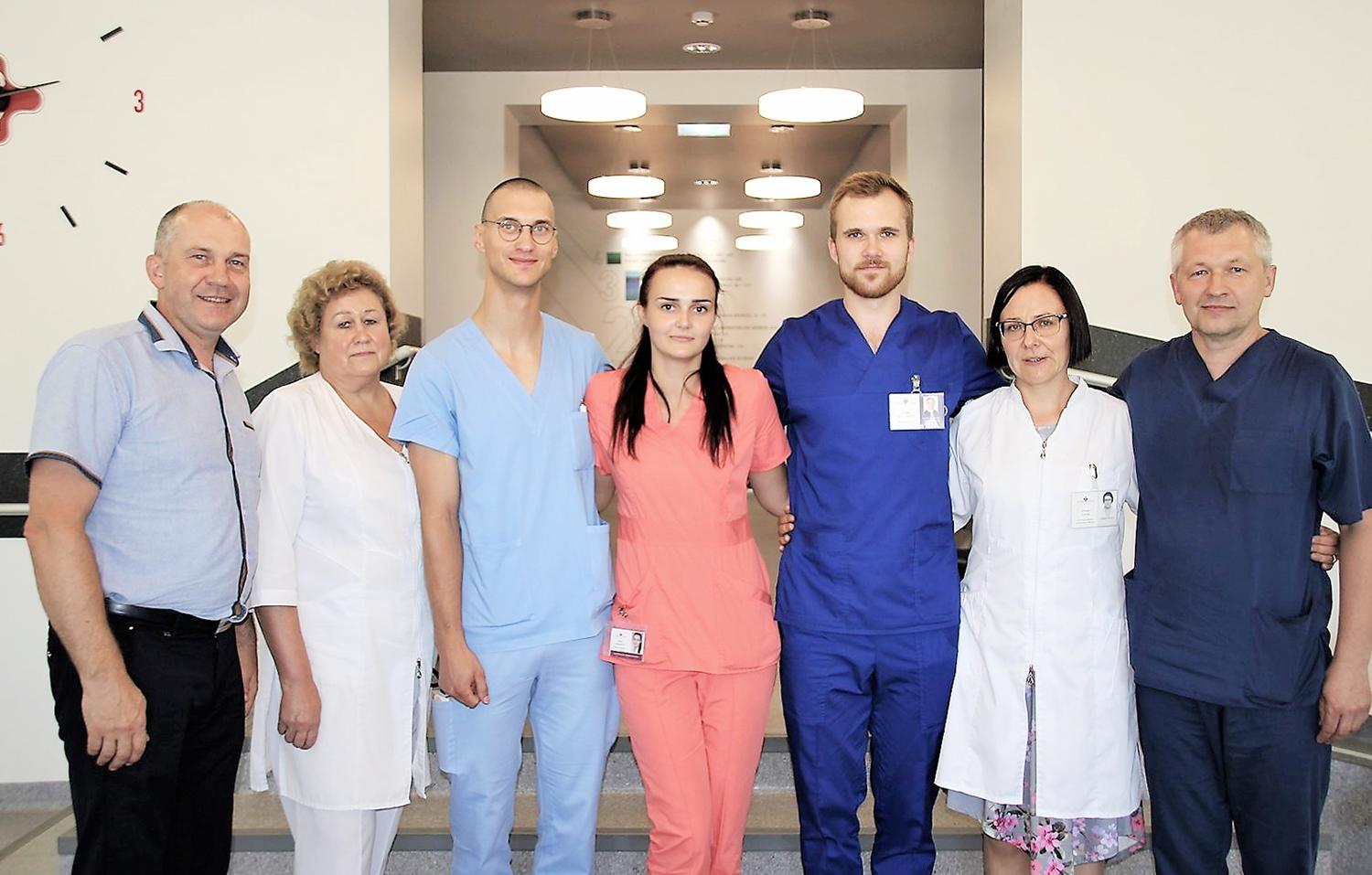 Pasveikino ligoninės vadovą ir naujus darbuotojus / Rajono meras lankėsi Ukmergės ligoninėje ir susitiko su jos vadovais bei naujais darbuotojais. Autorės nuotr.