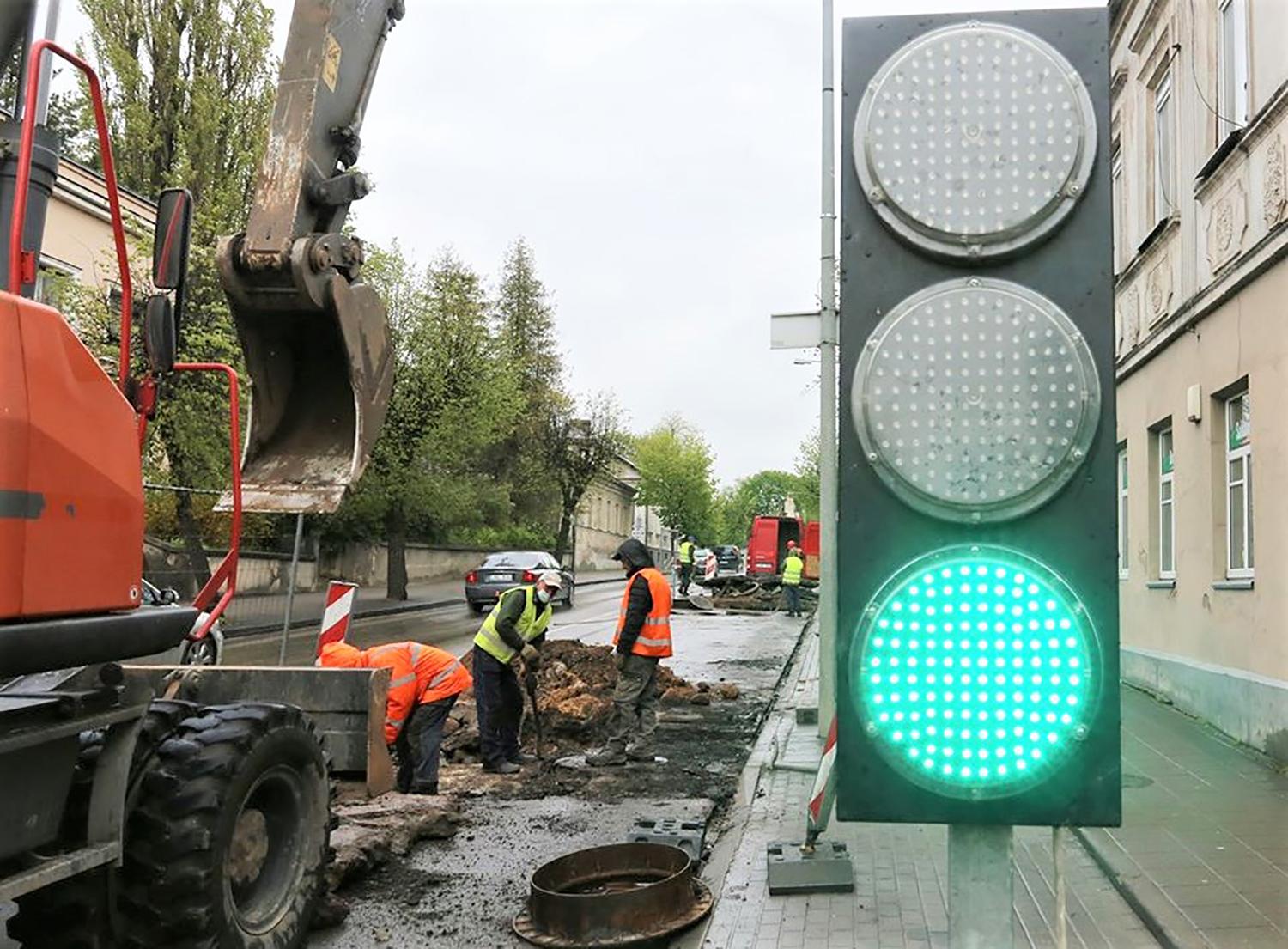 Pradėti vandentiekio tinklų rekonstrukcijos darbai / Vandentiekio tinklų rekonstrukcijos darbus planuojama užbaigti iki liepos pabaigos.  Dainiaus Vyto nuotr.