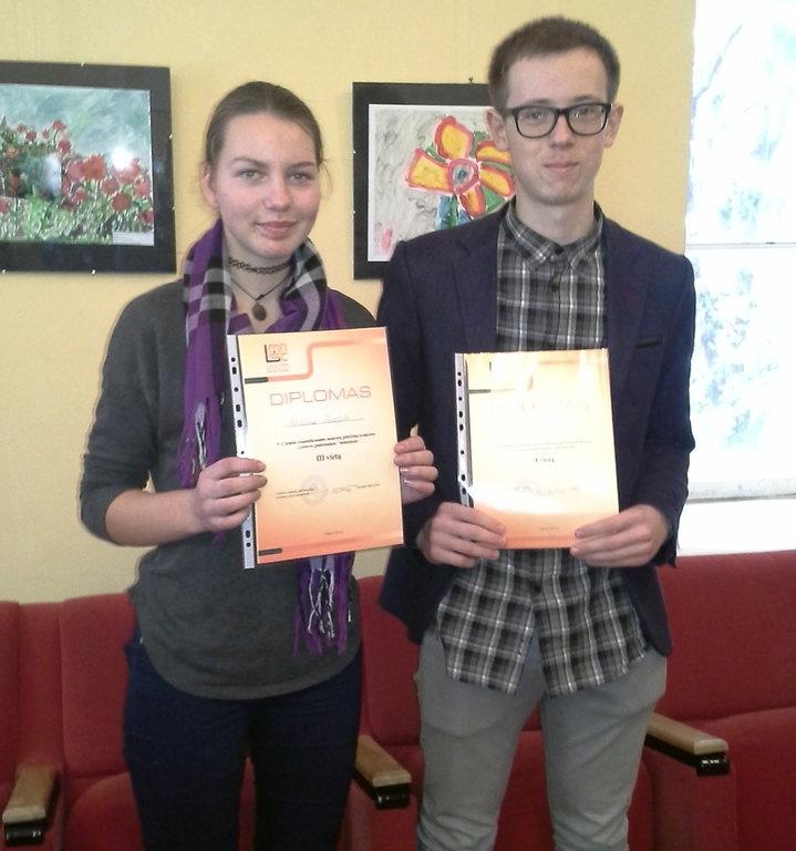 Puikiai sekėsi gamtininkų konkurse / K. Maželytė ir I. Rozmanas iš gamtininkų konkurso grįžo su diplomais.