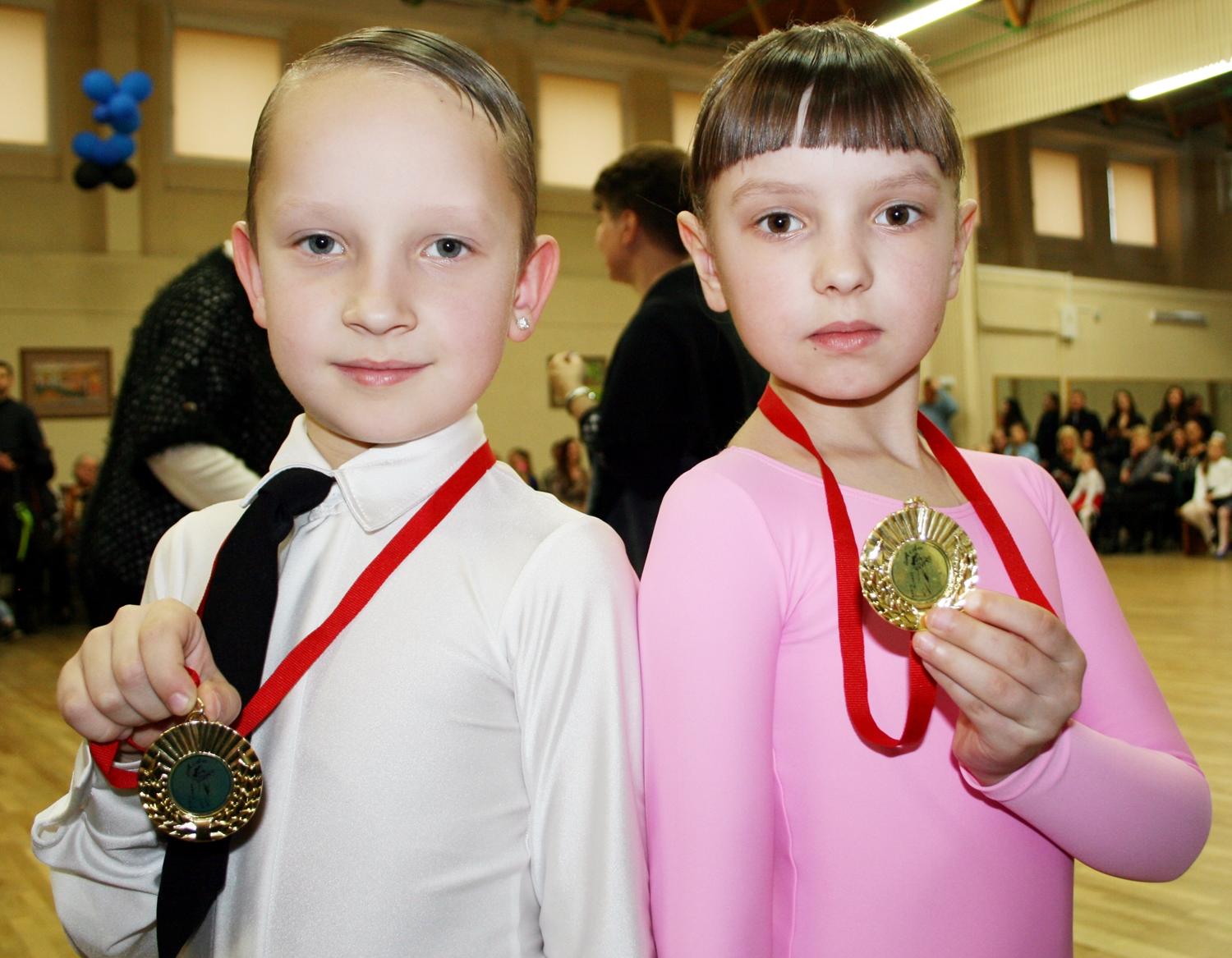 Sėkmingai startavo šokėjai / Nuotr. O. Kazlauskaitė ir E. Valskys.