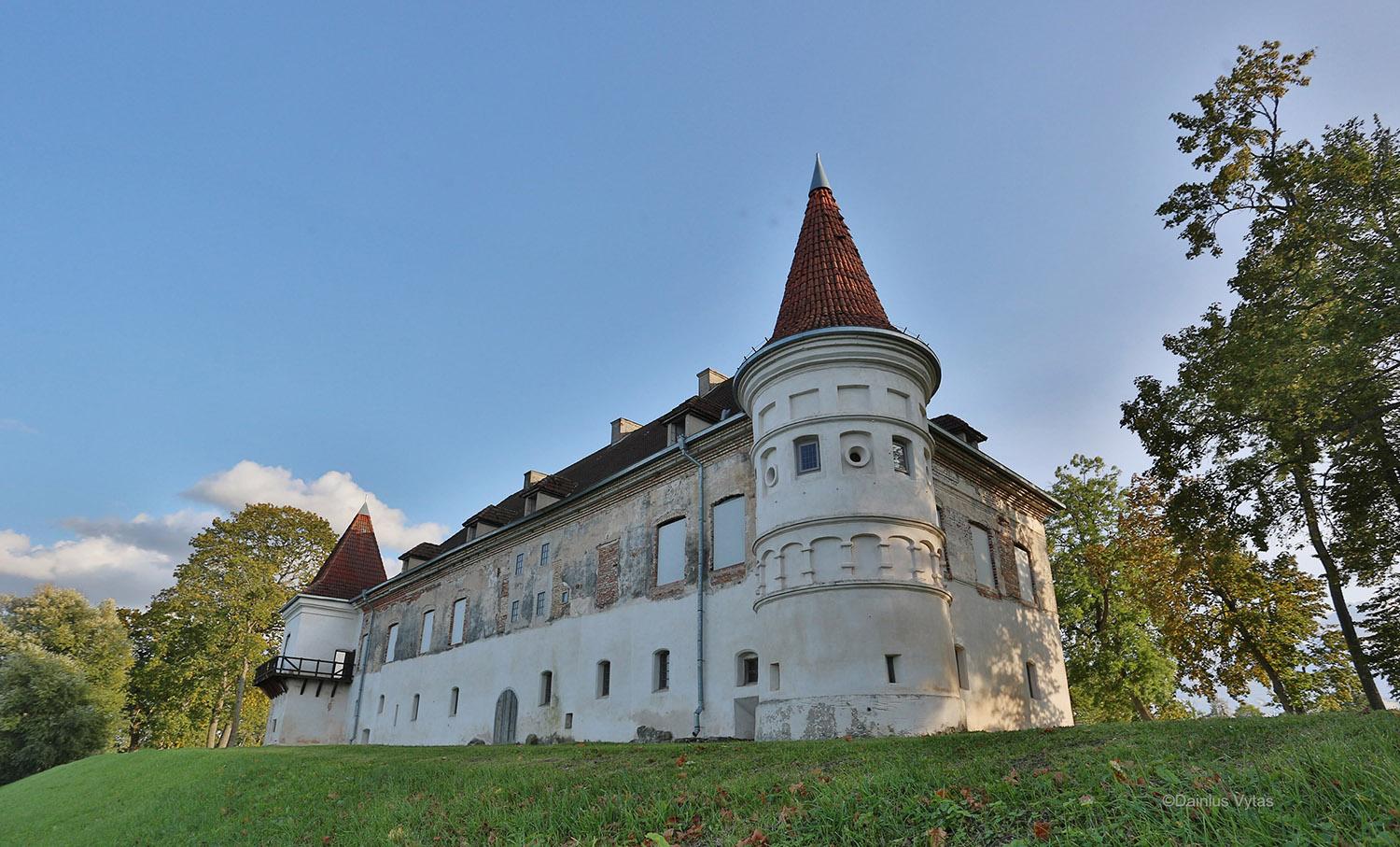 Siesikų pilis tapo svarbių asociacijų nare / Siesikų pilis – vienas retų Lietuvoje išlikusių renesanso stiliaus pastatų.  Dainiaus Vyto nuotr.