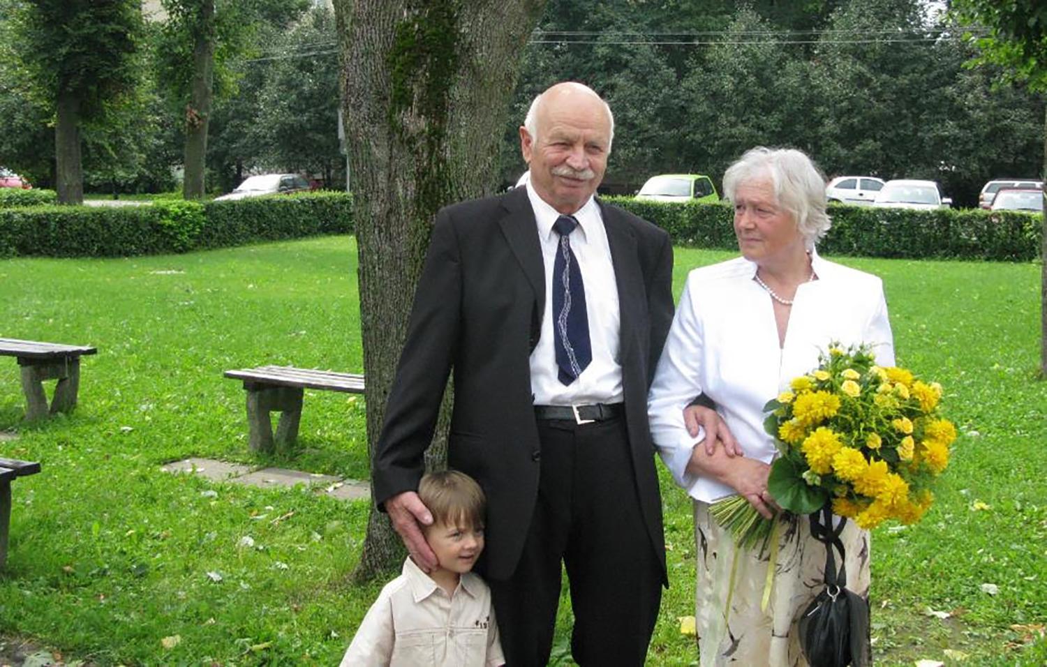 Sutuoktiniai jubiliejus švenčia kartu / Profesorius emeritas Rimvydas Tumas su žmona Onute.