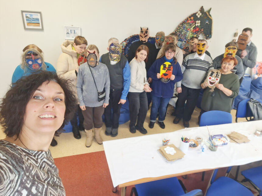 Ukmergėje sėkmingai veikia kūrybos, tradicijų ir bendrystės studija